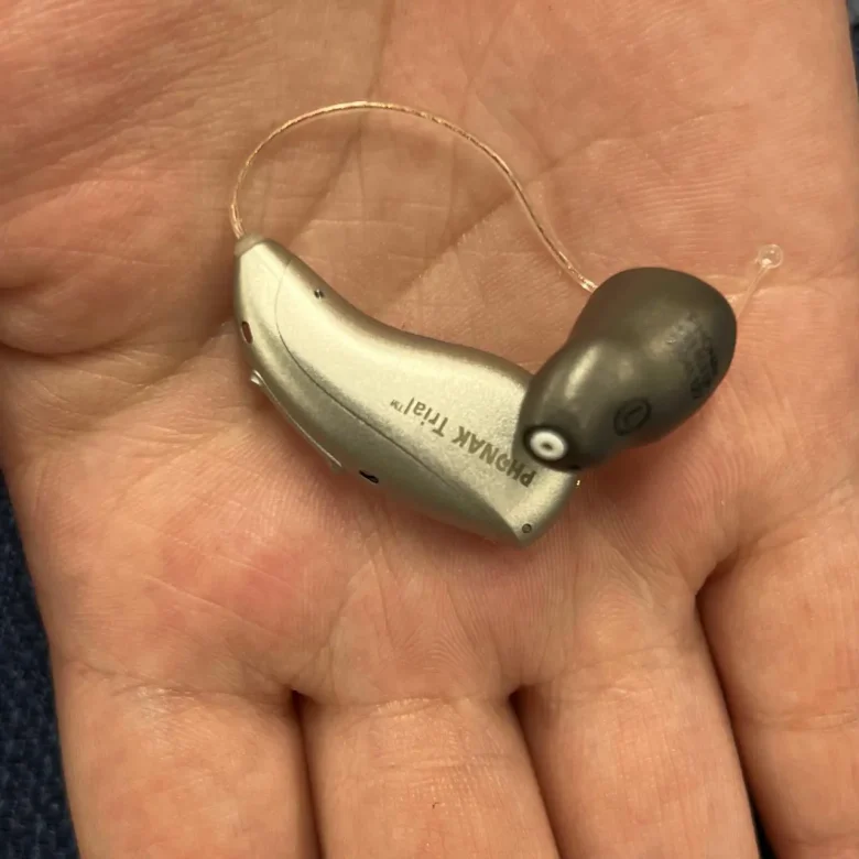 耳かけ型補聴器 フォナック オーデオ インフィニオ スフィア【Phonak Audeo Infinio sphere】